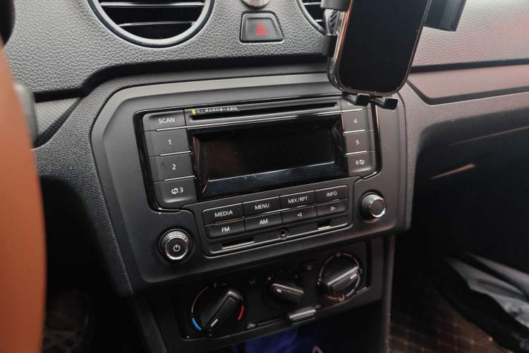 Used Volkswagen Jetta 2015 Value Edition 1.6L Automatic Fashion Version