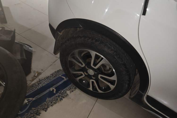 Used Geely Auto Vision X3 2017 1.5L Manual Elite Model
