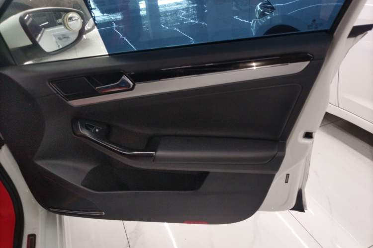 Used Volkswagen Sagitar 2018 280TSI DSG Ignite Edition
