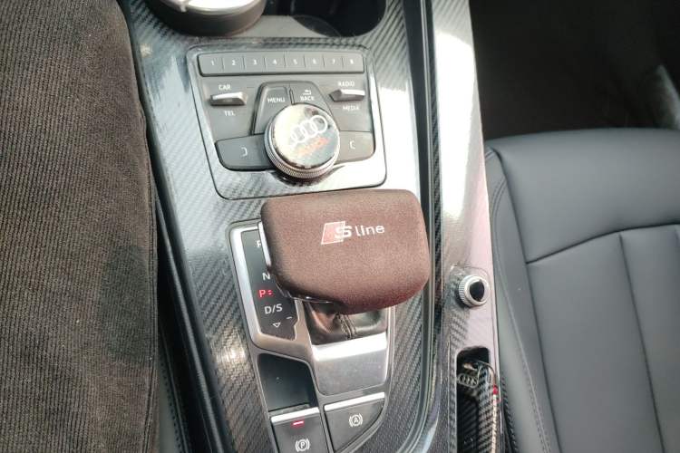 Used Audi A4L 2017 40 TFSI Ambition Edition