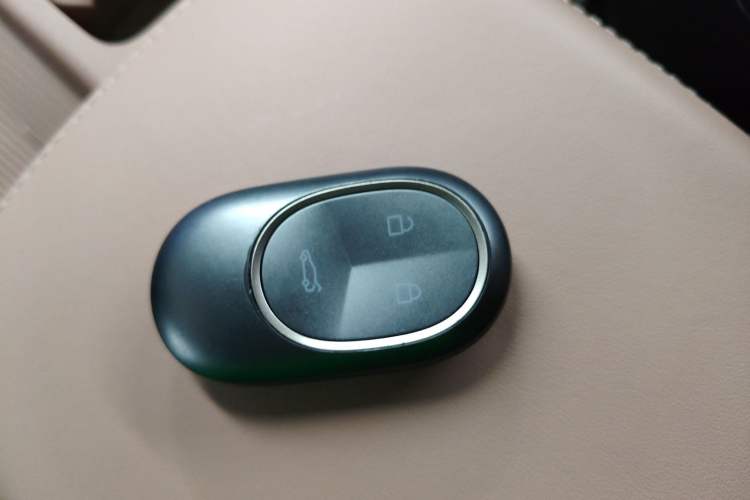 Used Nio ES8 2024 75 kWh