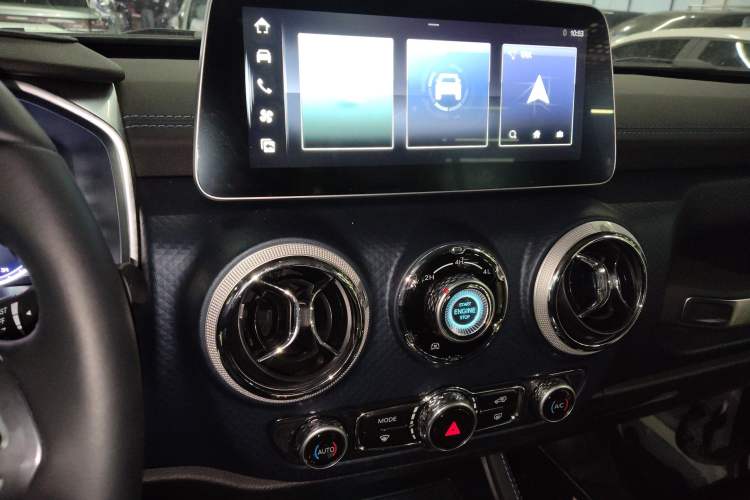 Used  BJ40 2024 2.0D Blade Hero Glory Edition