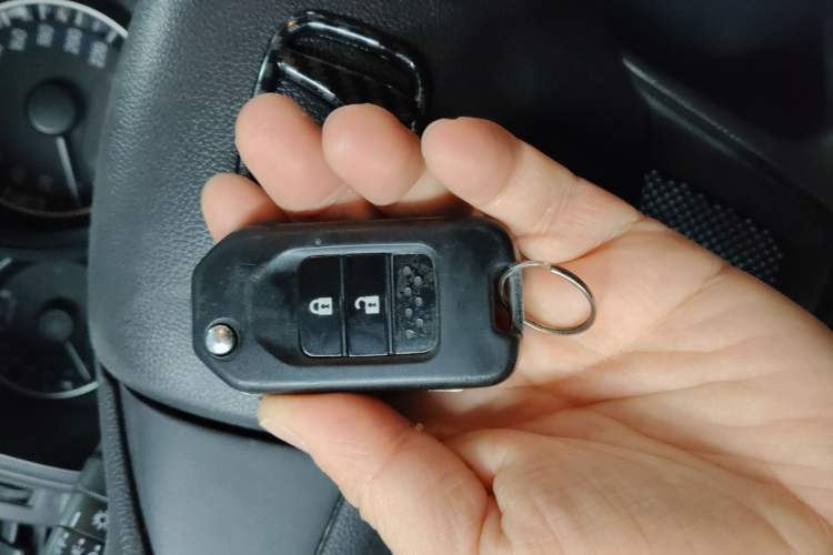 Used Honda Fit 2016 1.5L LXS CVT Comfort Sunroof Version
