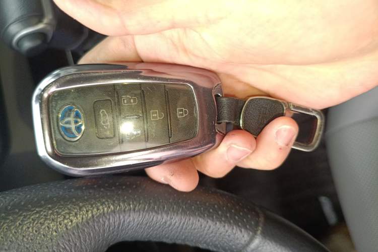 Used Toyota Granvia 2023 2.5L Hybrid Prestige PLUS Edition