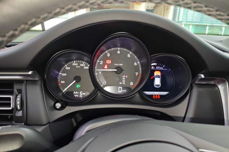 Used Porsche Macan 2023 Macan 2.0T