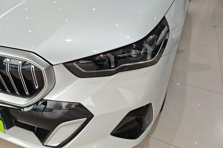 Used BMW 5 Series 2024 530Li Luxury Edition M Sport Package
