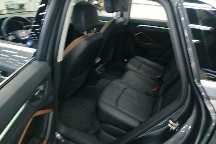 Used Audi Q3 2019 40 TFSI Fashionable and Elegant Model
