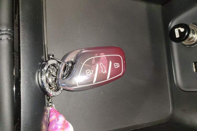 Used Roewe i5 2023 1.5L Manual Comfort Edition