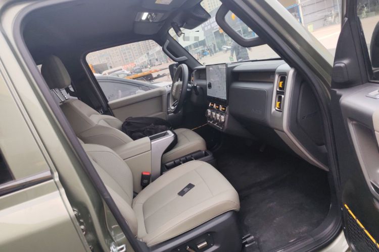 Used  V23 2025 501 Four-Wheel Drive Intelligent Driving Version
