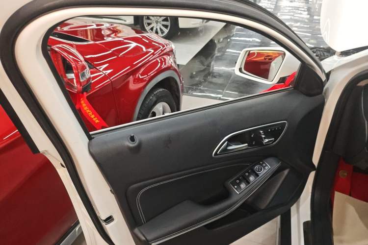 Used Mercedes-Benz GLA 2018 GLA 200 Fashion Model
