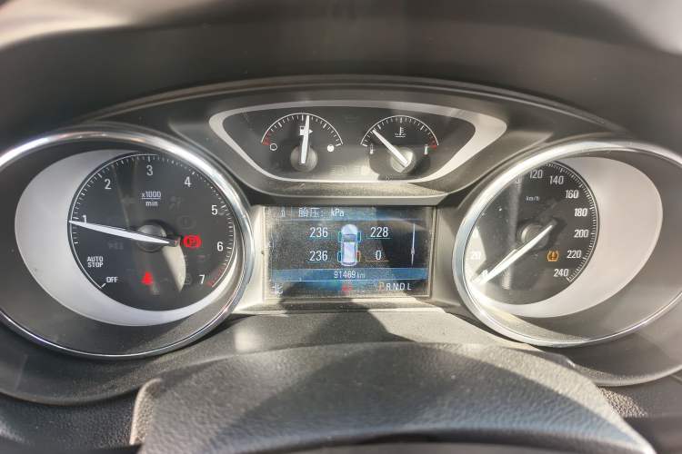 Used Buick Envision 2018 20T Two-Wheel Drive Luxury Model