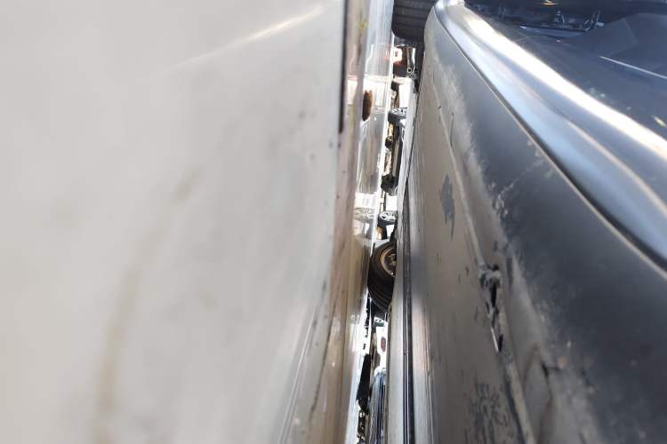 Used Tesla Model 3 2025 Rear-Wheel-Drive Version
