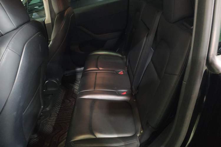 Used Tesla Model Y 2021 Long-Range All-Wheel-Drive Version
