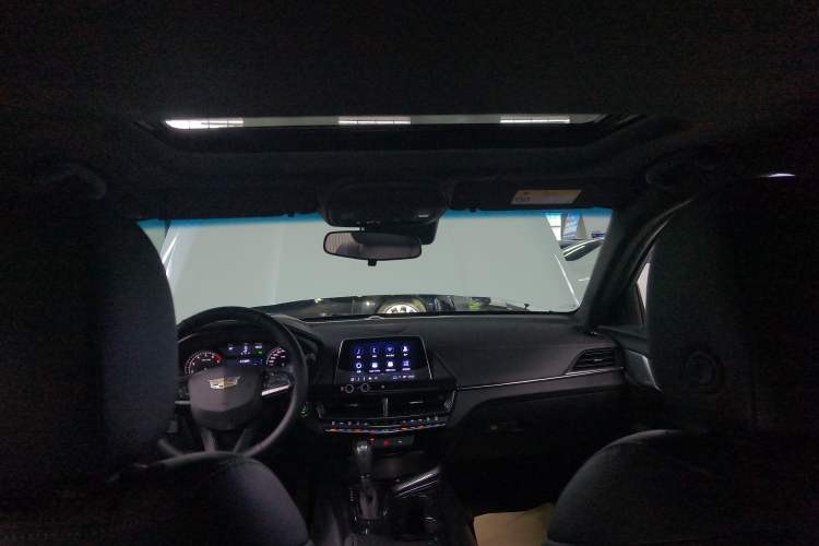 Used Cadillac CT4 2023 25T Luxury Model
