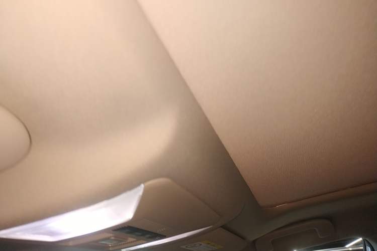 Used Toyota RAV4 2023 Dual-Engine 2.5L E-CVT Two-Wheel Drive Elite Plus Edition
