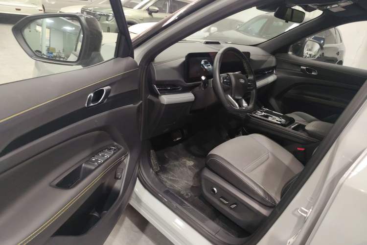 Used Ford Equator Sport New Energy 2025 Luxury Edition
