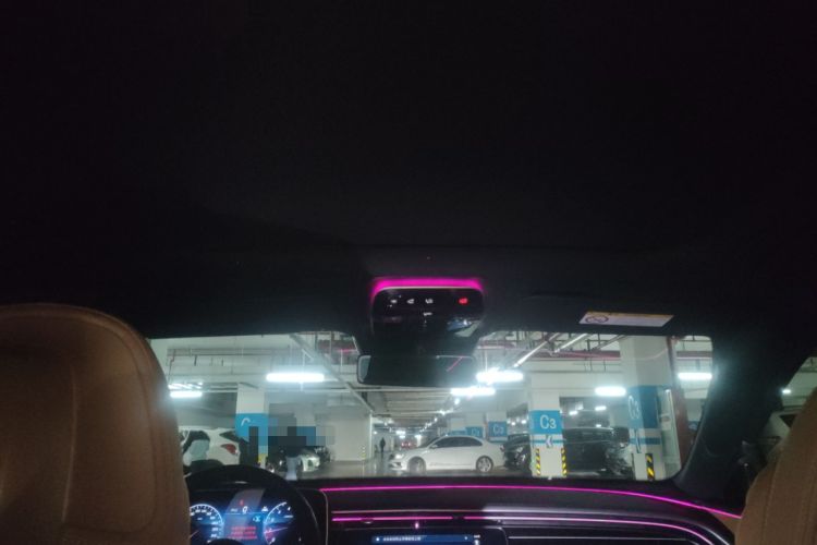 Used Mercedes-Benz E-Class 2025 E 260 L
