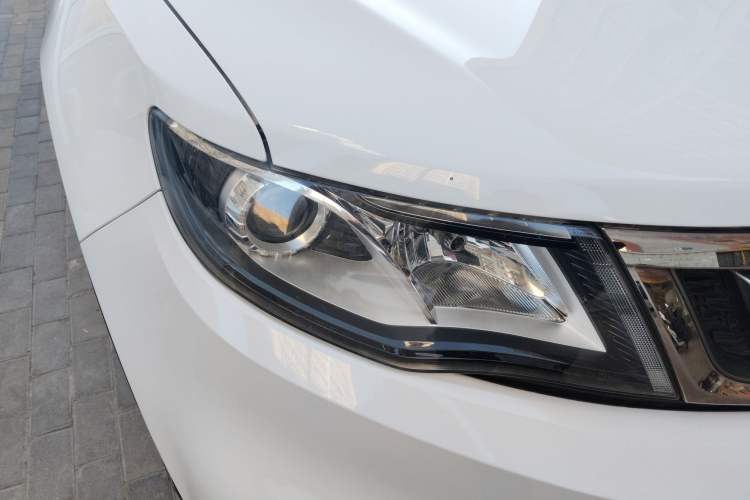 Used Geely Auto Emgrand X7 Sport 2018 1.8TD Automatic Two-Wheel Drive Zhiya Model