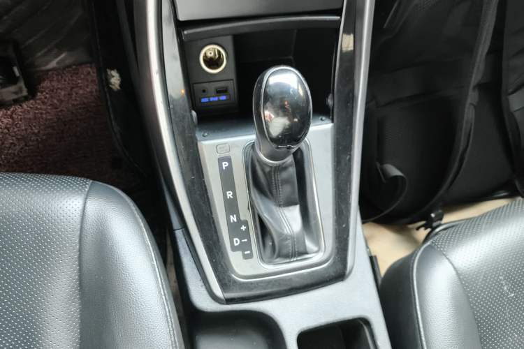 Used Hyundai Elantra 2015 1.6L Automatic Luxury Model