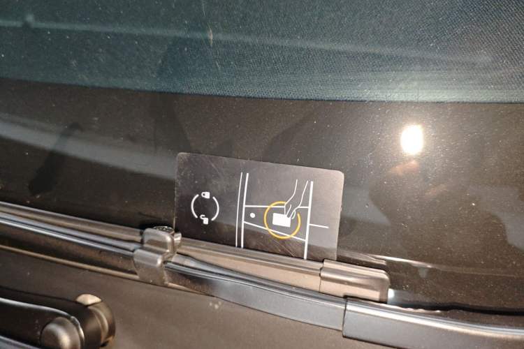 Used Tesla Model 3 2025 Rear-Wheel-Drive Version
