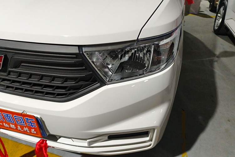 Used Wuling Hongguang V 2022 1.5L Jingqu Edition Electric-Assist LAR
