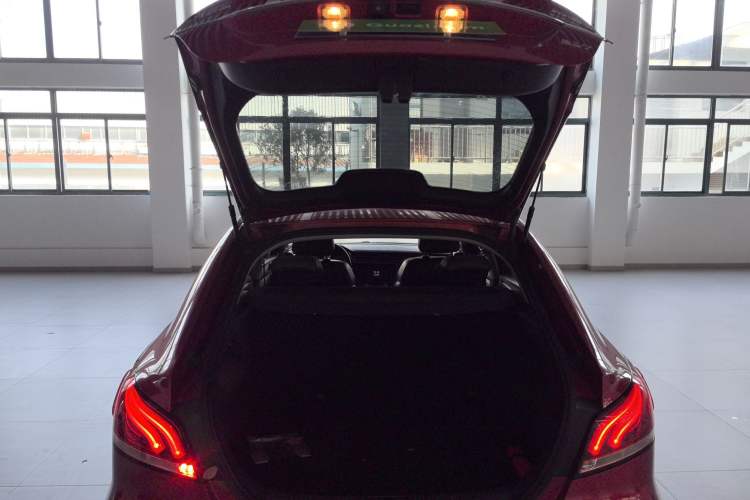 Used MG 6 2017 20T Automatic Luxury Smart Connect Version China V Standard
