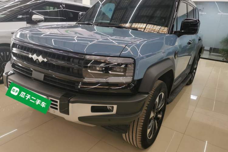 Used  Leopard 5 2023 Navigator Edition
