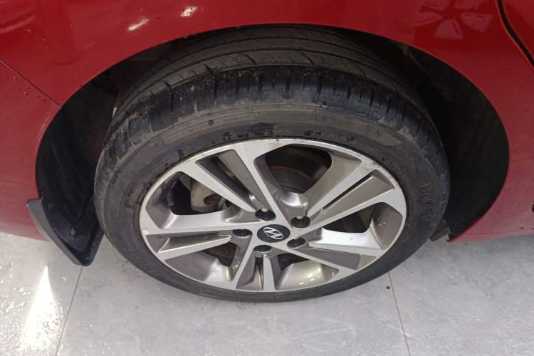 Used Hyundai Elantra 2016 1.6L Automatic ZhiXuan – Elite Version
