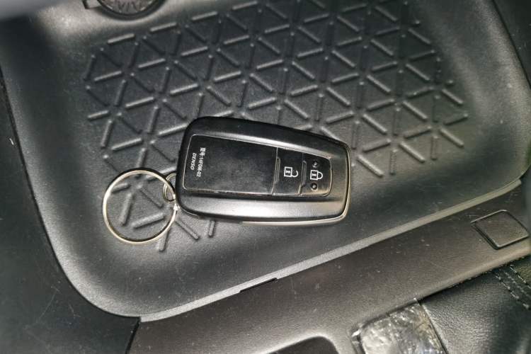 Used Toyota RAV4 2022 2.0L CVT 4x4 Style Plus Edition
