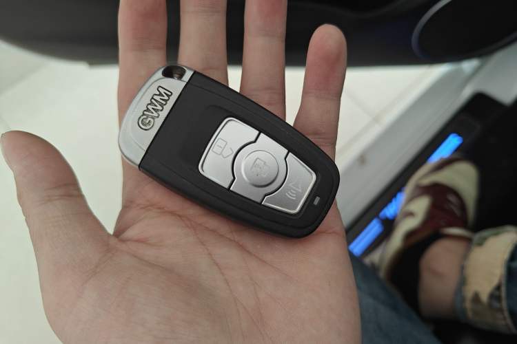 Used Haval H6 2015 Upgraded Model 1.5T Manual Two-Wheel Drive Elite Version
