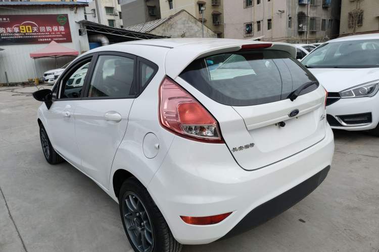 Used Ford Fiesta 2013 Hatchback 1.5L Manual Fashion Edition