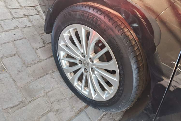 Used Buick LaCrosse 2016 28T Luxury Version