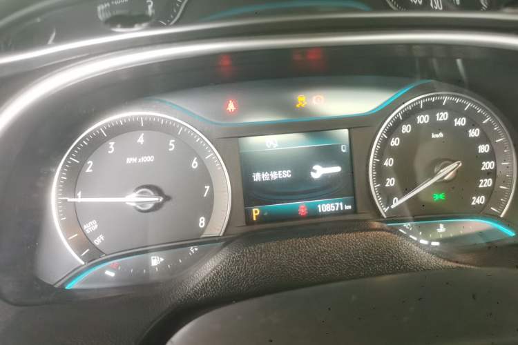 Used Buick GT 2015 15N Automatic Elite Version
