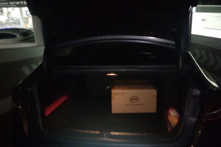 Used BYD Qin Pro New Energy 2019 DM Super Edition 1.5TI Automatic Smart Connect Prestige Model China VI Standard
