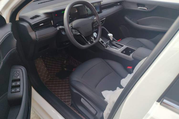 Used Roewe i5 2023 1.5L CVT Luxury Edition
