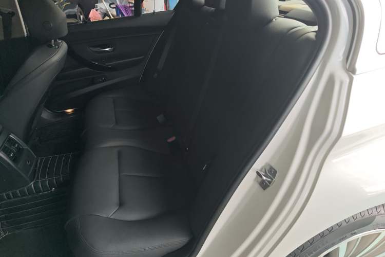 Used BMW 3 Series 2019 320Li Fashion Model
