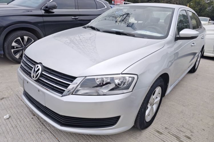 Used Volkswagen Lavida 2013 Revised Classic 1.6L Automatic Fashion Edition