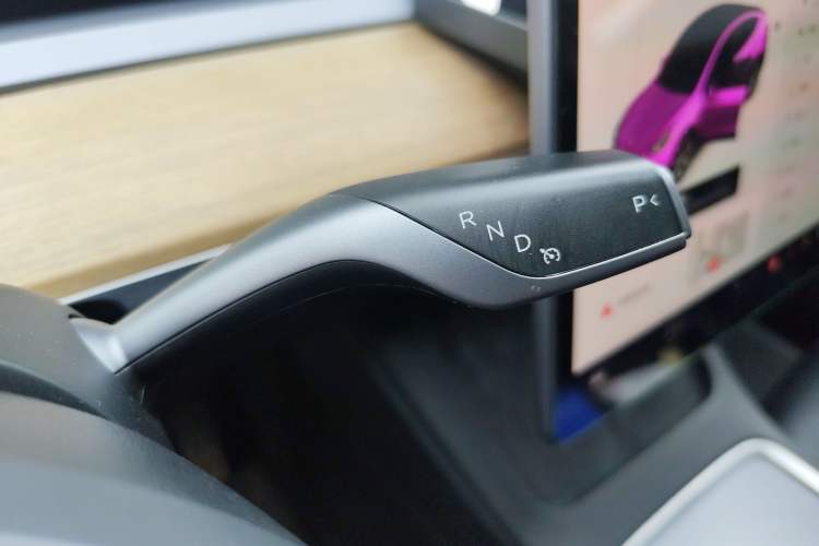 Used Tesla Model Y 2021 Standard Range Rear-Wheel Drive Version
