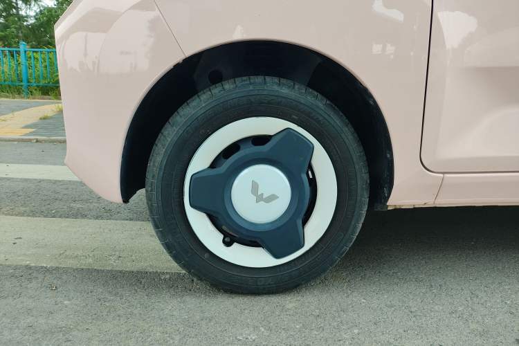 Used Wuling Hongguang MINIEV 2022 Macaron Fashion Model Lithium Iron Phosphate
