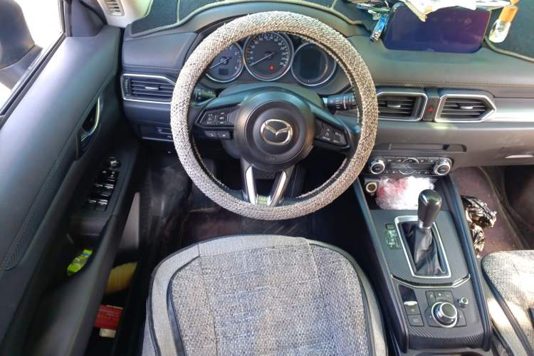 Used Mazda CX-5 2017 2.0L Automatic 2WD ZhiShang Trim China V Standard
