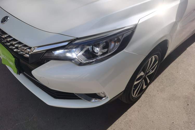 Used Venucia T90 2018 2.0L CVT Smart Connect Luxury Edition China V Standard
