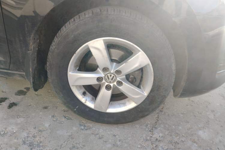 Used Volkswagen Santana 2013 1.6L Automatic Fashion Edition
