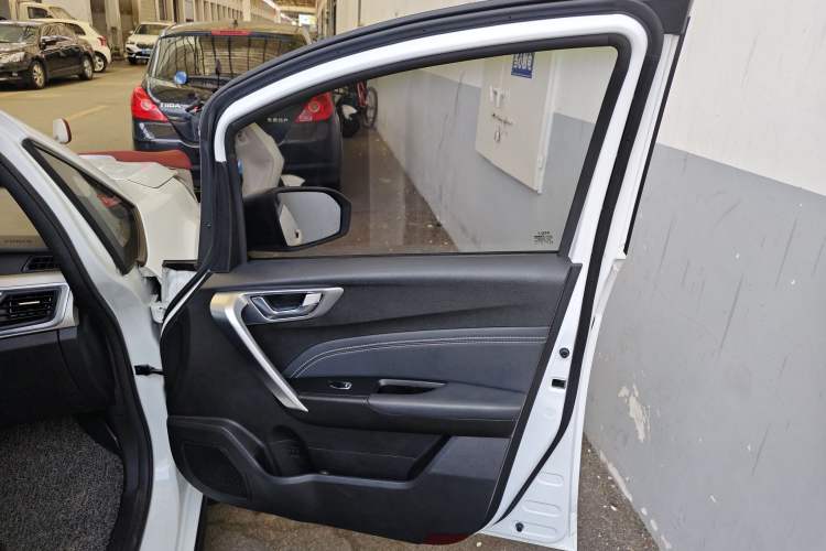 Used Geely Auto Vision X3 2020 1.5L CVT Elite Edition
