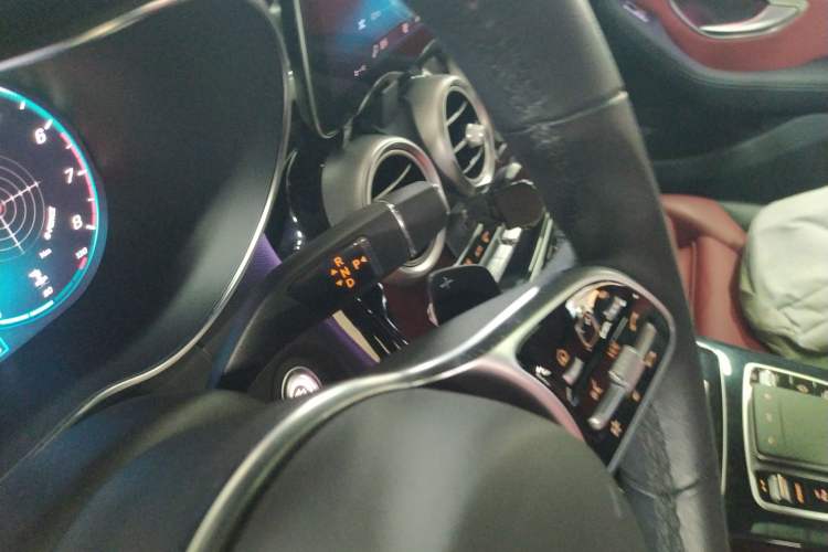 Used Mercedes-Benz GLC 2020 Facelift GLC 300 L 4MATIC Dynamic Edition
