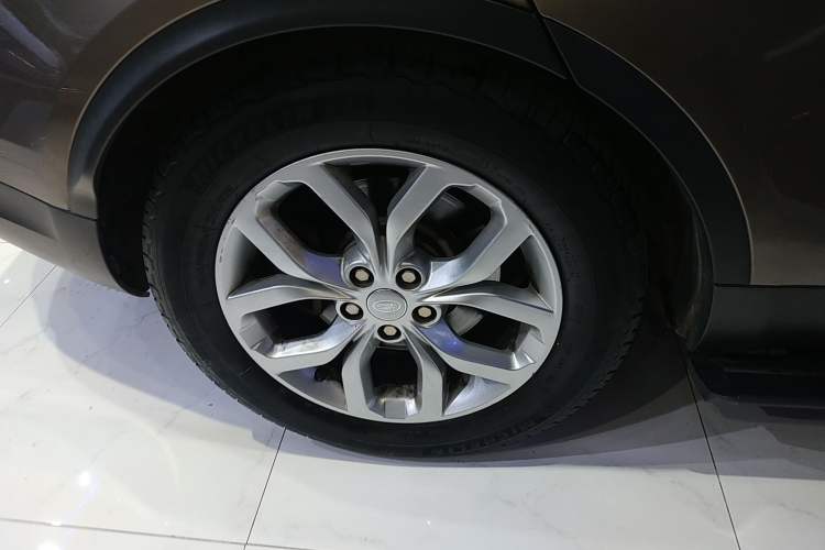 Used Land Rover Discovery 2017 3.0 SC V6 S
