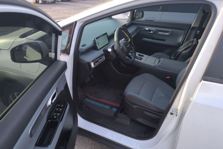 Used AION Y 2023 Plus 610 Enjoy Edition