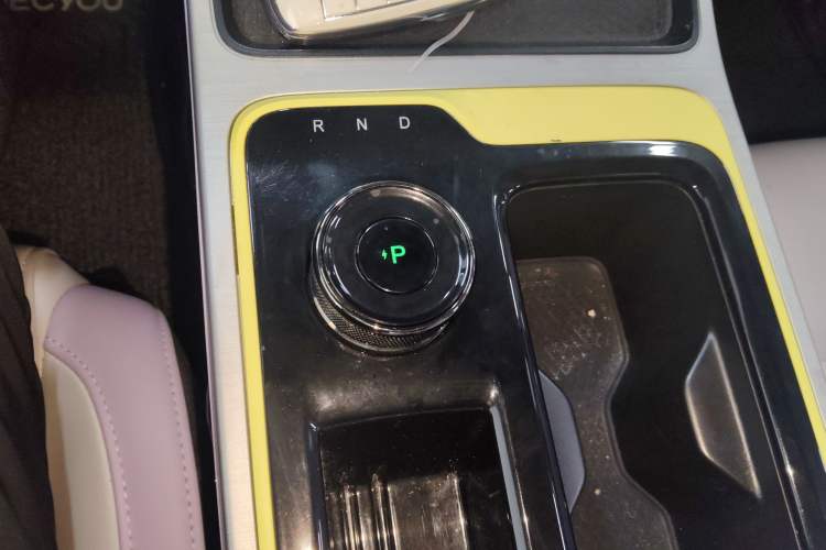 Used AION Y 2022 70 Tech Edition Lithium Iron Phosphate
