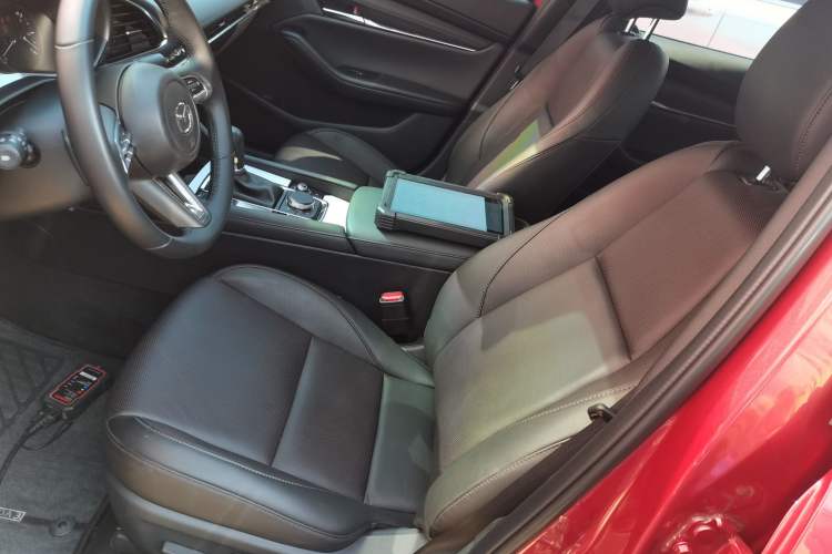 Used Mazda Mazda 3 Axela 2023 2.0L Automatic ZhiZhen Edition
