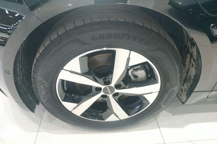 Used Zeekr 001 2023 WE Edition 100 kWh