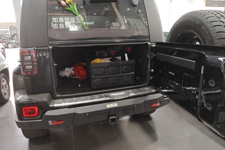 Used BAIC Off-Road BJ40 2024 2.0T Urban Hunter Honor Edition
